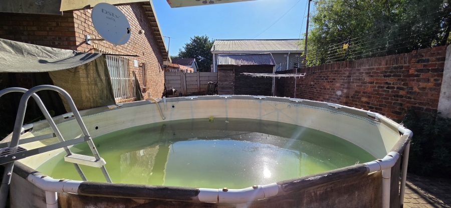 3 Bedroom Property for Sale in Beaconsfield Northern Cape